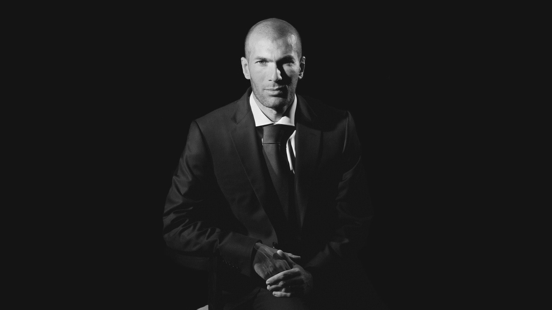 开云体育官网-蓝衫风暴，2026世界杯G组焦点战，努涅斯独舞，匈牙利血洗乌兹别克斯坦